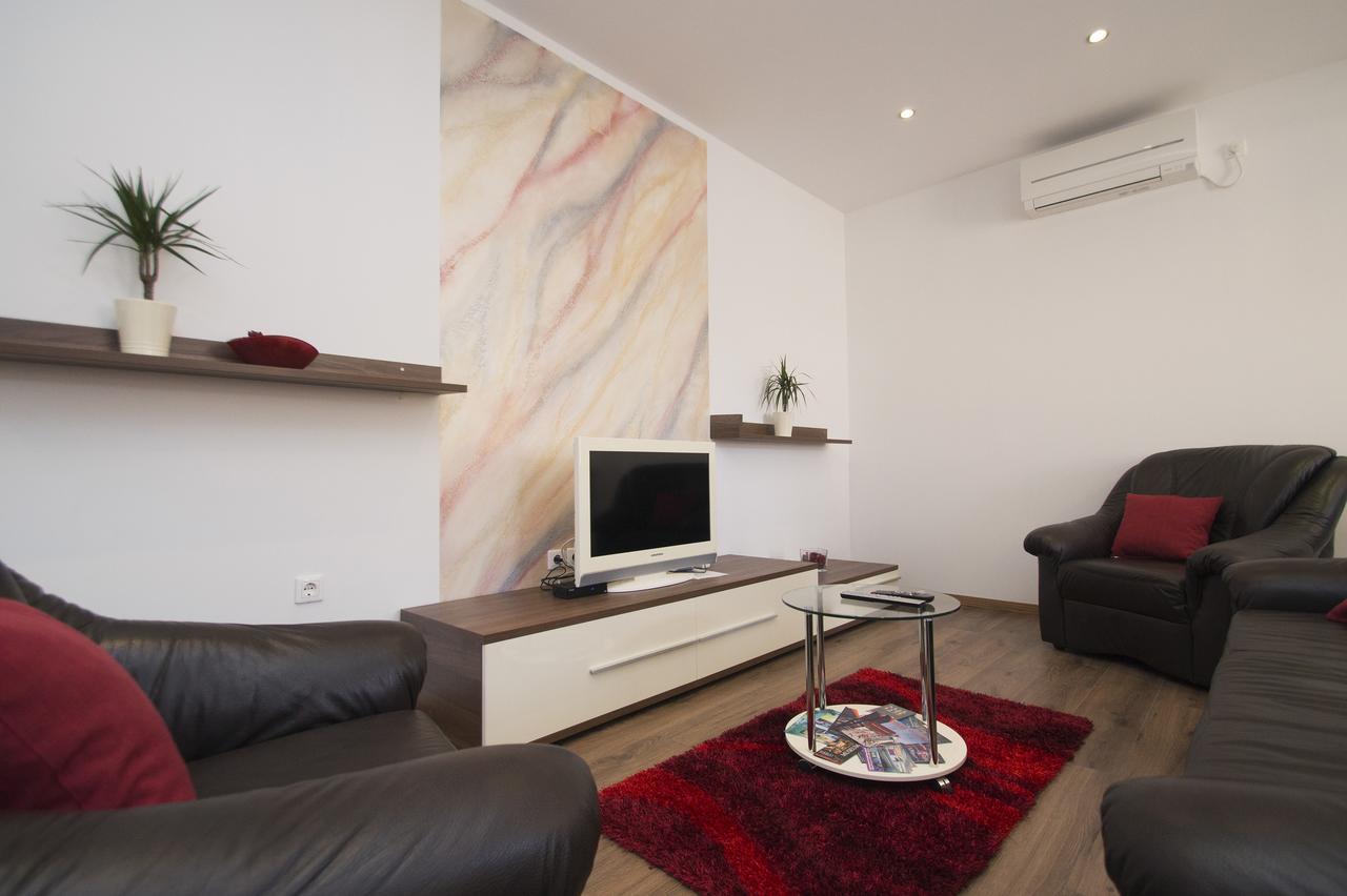 Fantasy Apartment 科尔丘拉 外观 照片